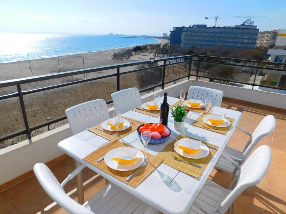 Apartamento Oasis Atico Roses Bagian luar foto