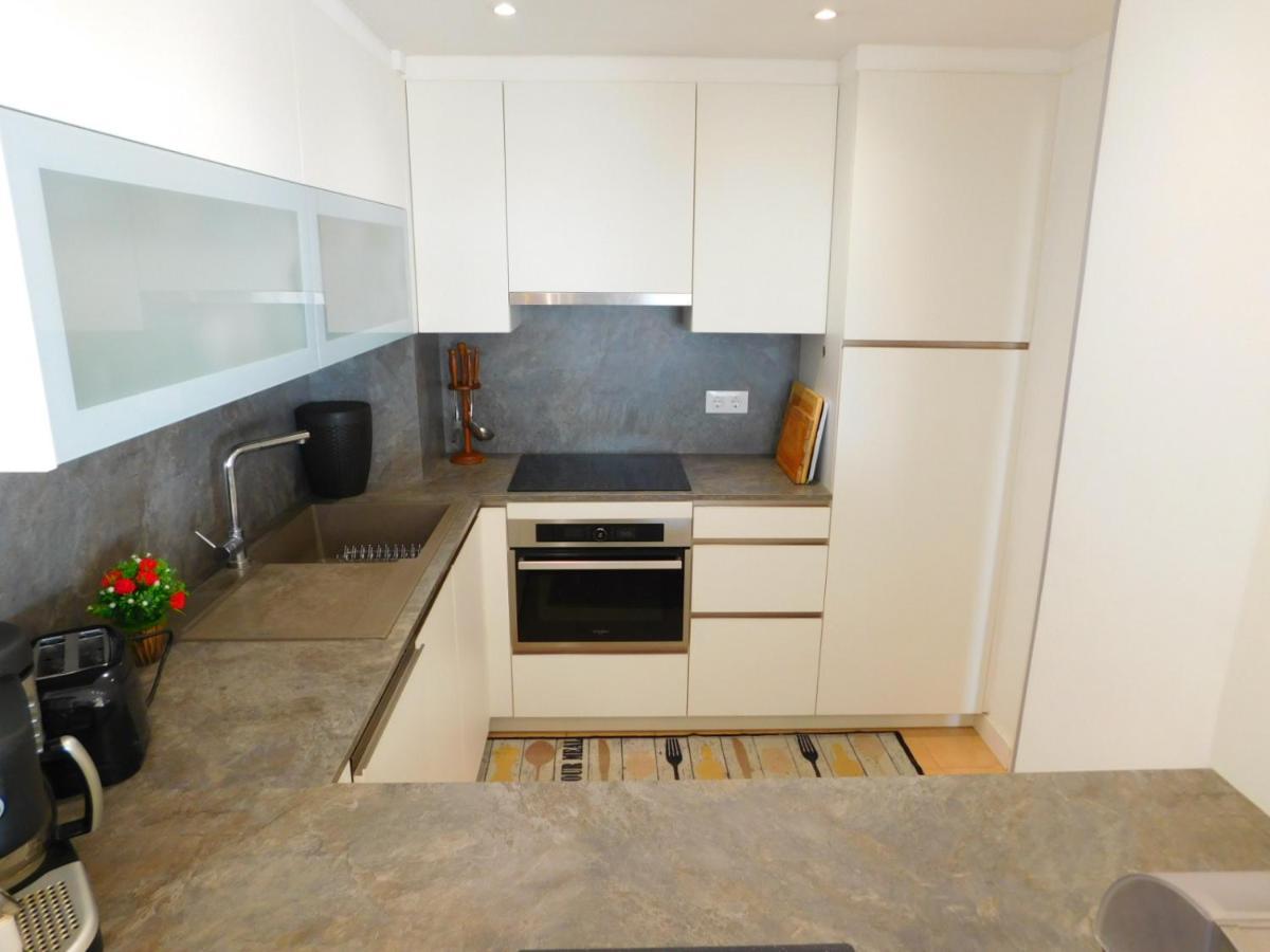Apartamento Oasis Atico Roses Bagian luar foto