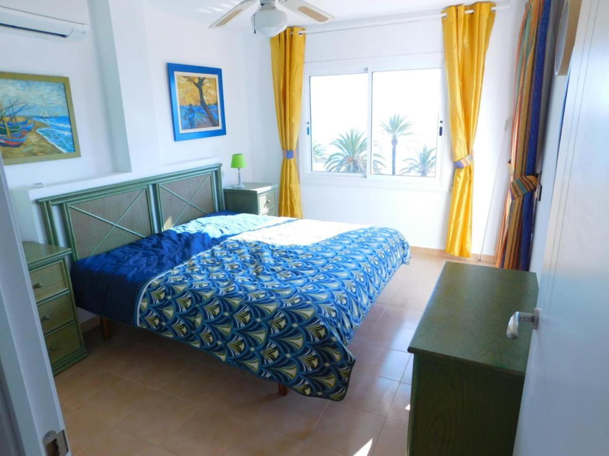 Apartamento Oasis Atico Roses Bagian luar foto